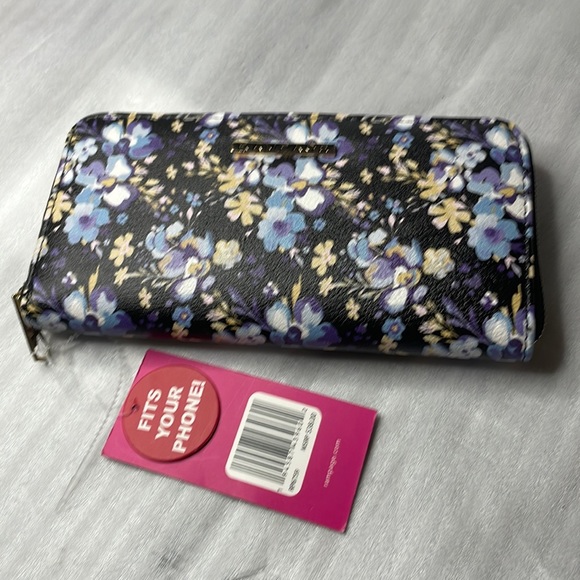 Rampage Handbags - Rampage Floral Print Wallet RP6759 Purple/Gold/Black 7.5”x4” (0161)